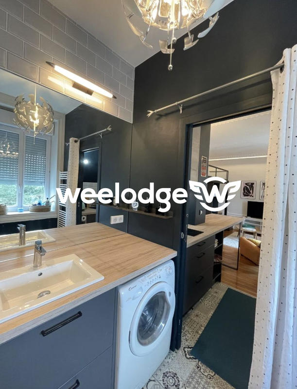 Bureau - 30 m² - 2 pièces