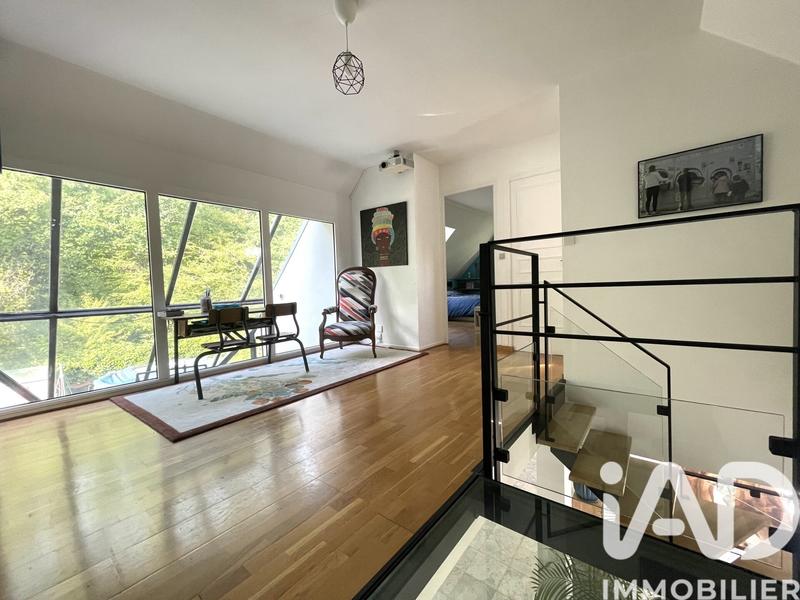 Maison - 190 m² - 9 pièces