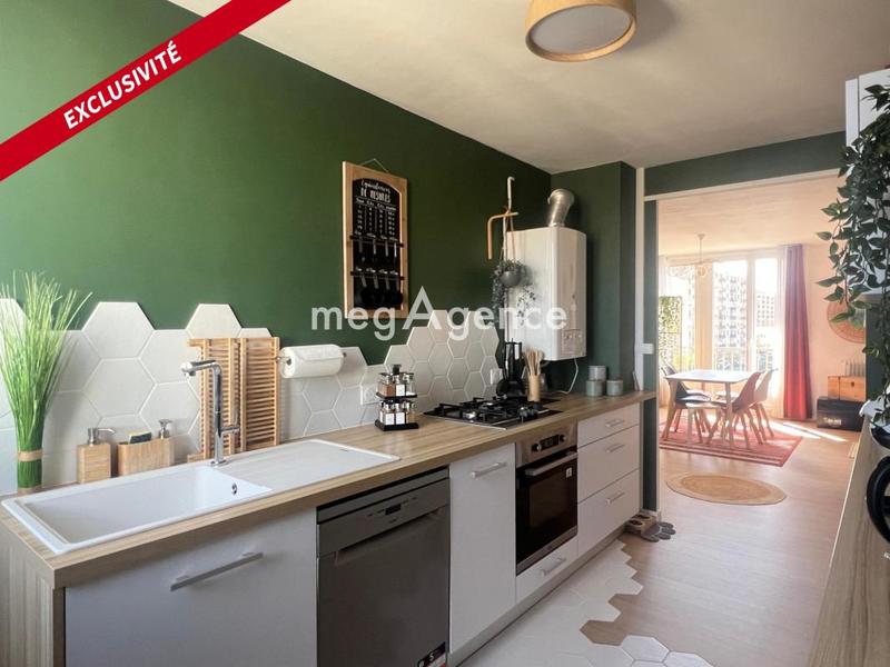 Appartement - 60 m² - 2 pièces