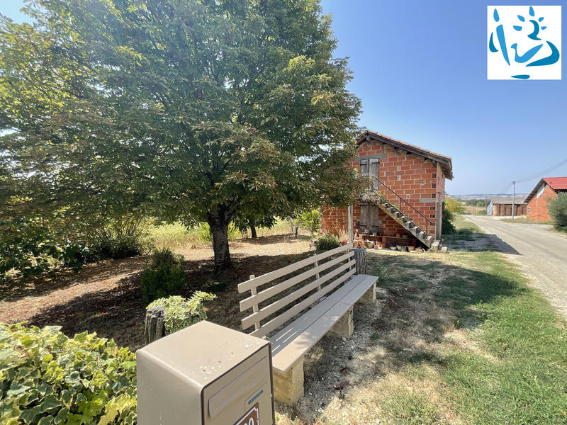 Maison - 205 m² - 9 pièces