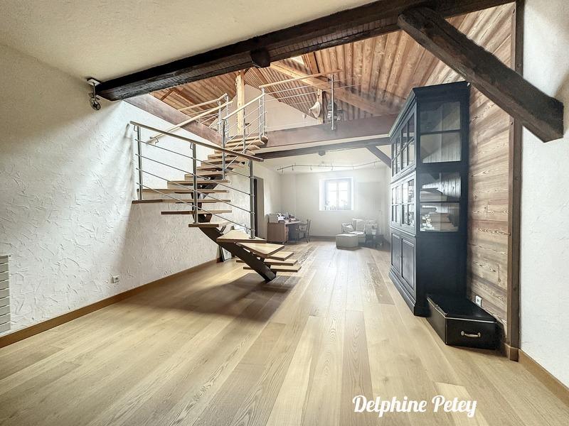 Corps de ferme - 337 m² - 13 pièces