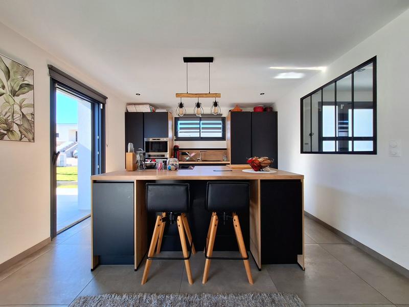 Maison - 136 m² - 5 pièces