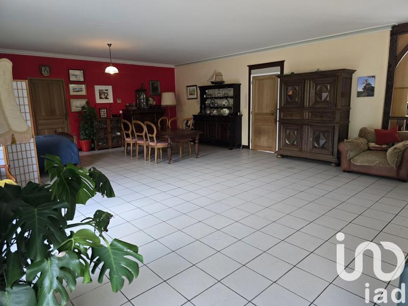 Maison - 330 m² - 9 pièces