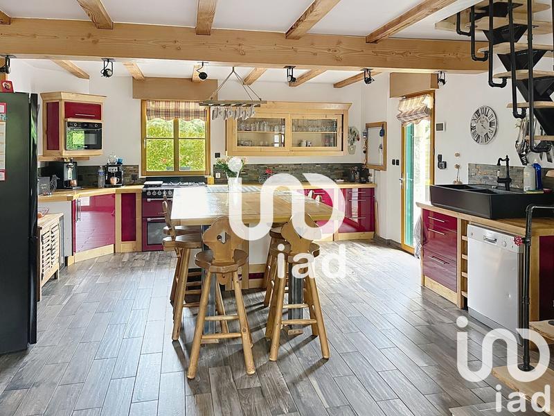 Maison - 174 m² - 7 pièces