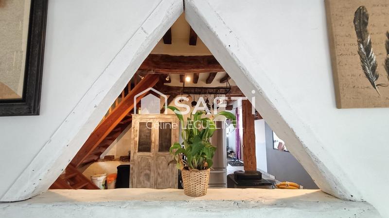 Maison - 204 m² - 7 pièces