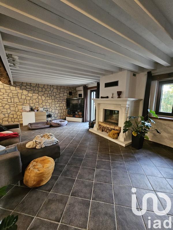 Maison - 200 m² - 4 pièces