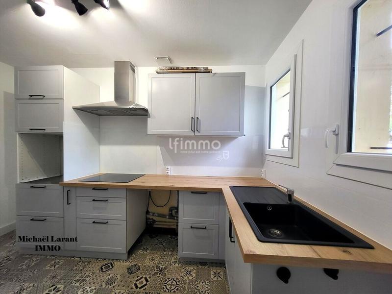 Maison - 96 m² - 4 pièces