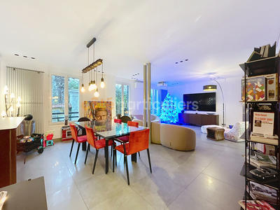 Maison - 191 m² - 6 pièces