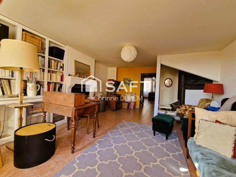 Maison - 260 m² - 10 pièces