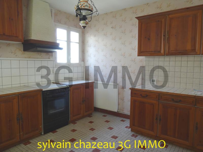 Maison - 241 m² - 7 pièces
