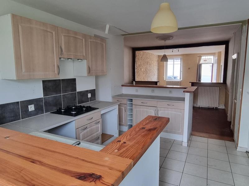 Maison - 218 m² - 11 pièces