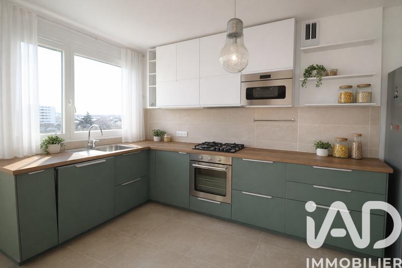 Appartement - 75 m² - 4 pièces