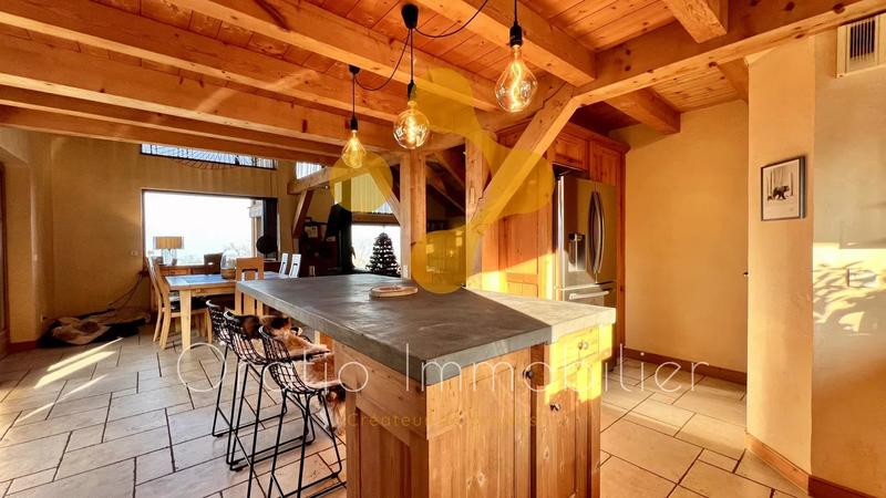 Maison - 183 m² - 5 pièces