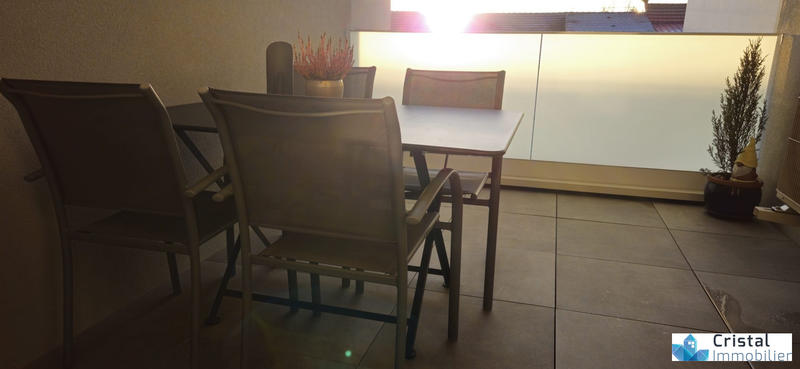 Appartement - 80 m² - 4 pièces