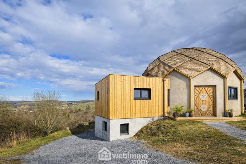 Maison - 120 m² - 4 pièces