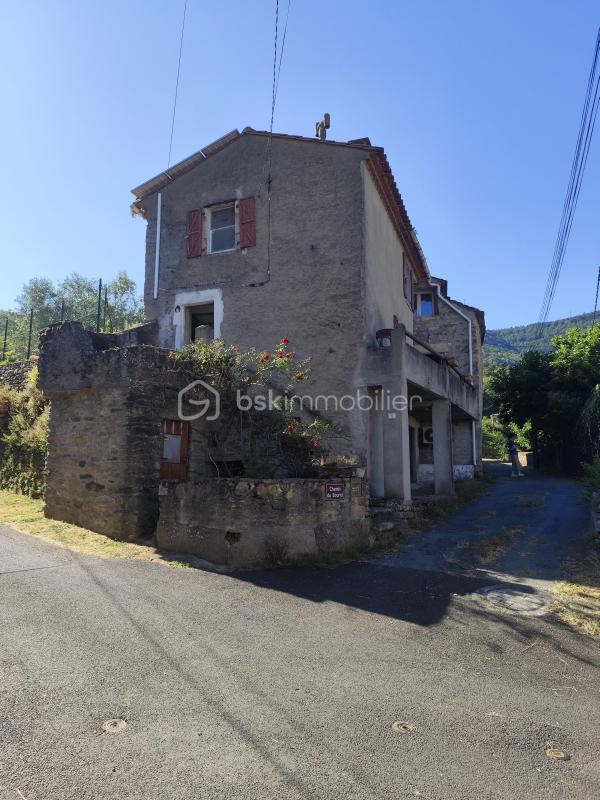 Maison de village - 108 m² - 5 pièces