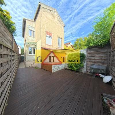 Maison - 70 m² - 3 pièces