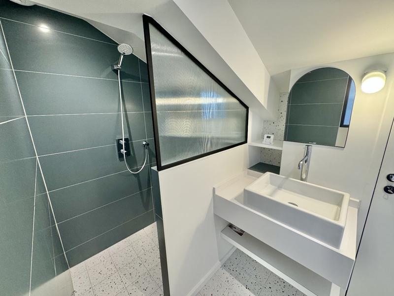 Maison - 192 m² - 8 pièces