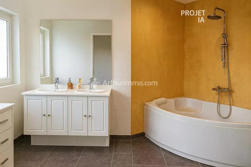 Maison - 140 m² - 4 pièces