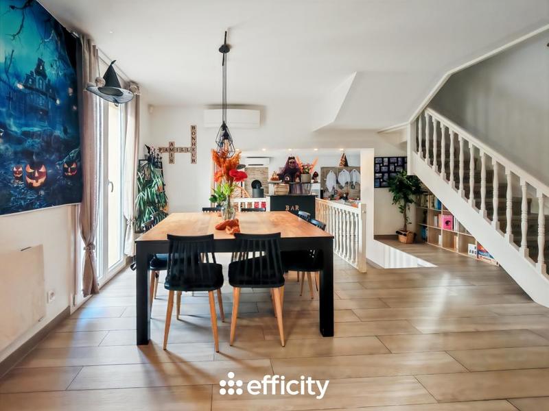 Pavillon - 191 m² - 7 pièces