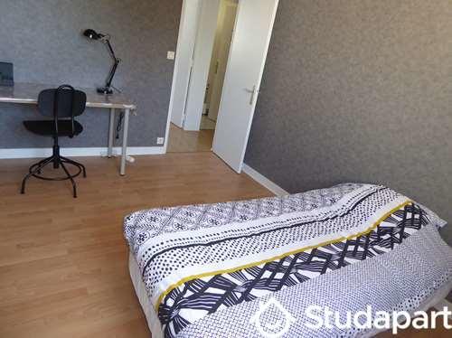 Appartement - 78 m² - 6 pièces