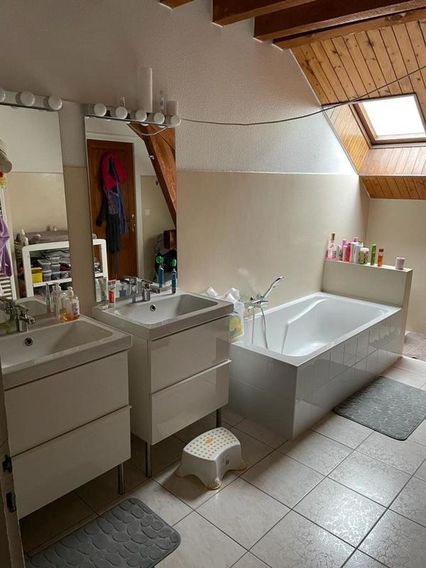 Appartement - 181 m² - 6 pièces