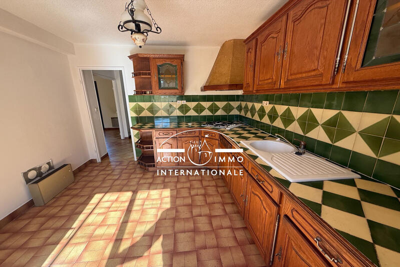 Maison - 93 m² - 4 pièces