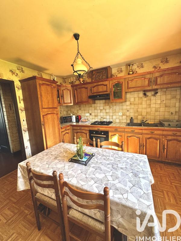 Maison - 107 m² - 5 pièces