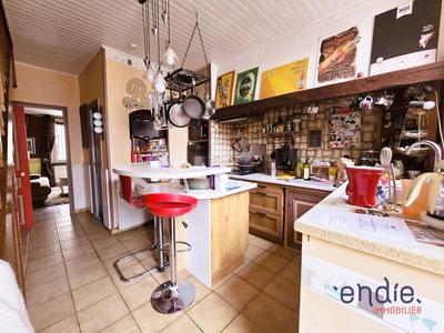 Maison de village - 216 m² - 10 pièces