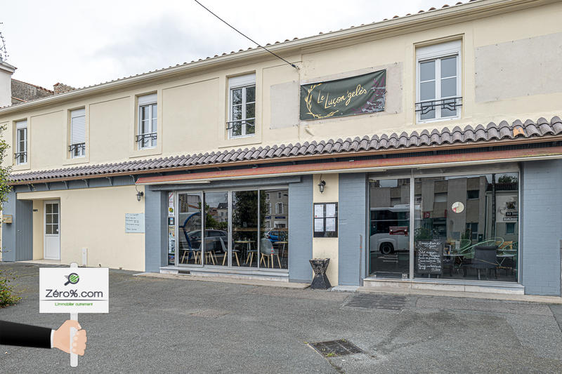 Immeuble - 451 m² - 17 pièces