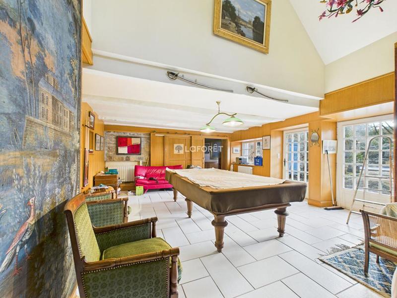 Propriété - 363 m² - 11 pièces