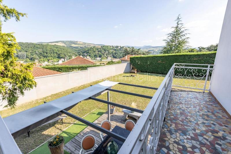 Maison traditionnelle - 150 m² - 7 pièces