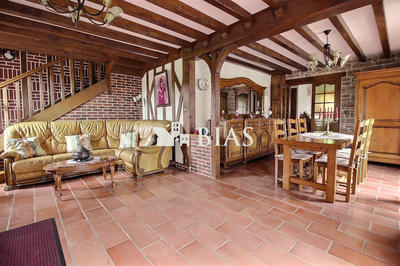 Viager - Maison traditionnelle - 145 m² - 6 pièces