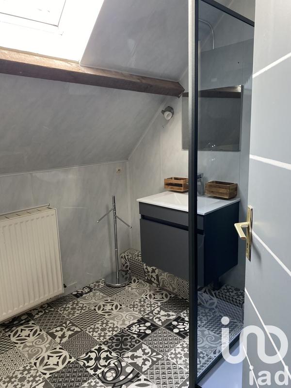 Maison - 200 m² - 7 pièces