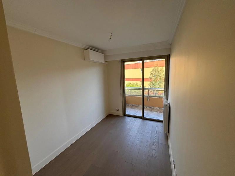 Appartement - 153 m² - 4 pièces