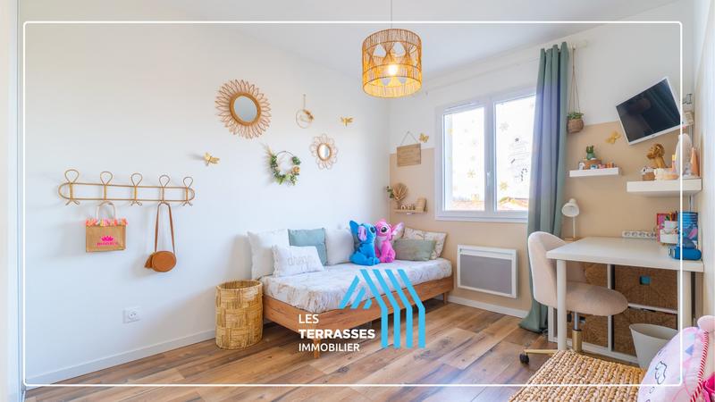 Maison traditionnelle - 85 m² - 5 pièces