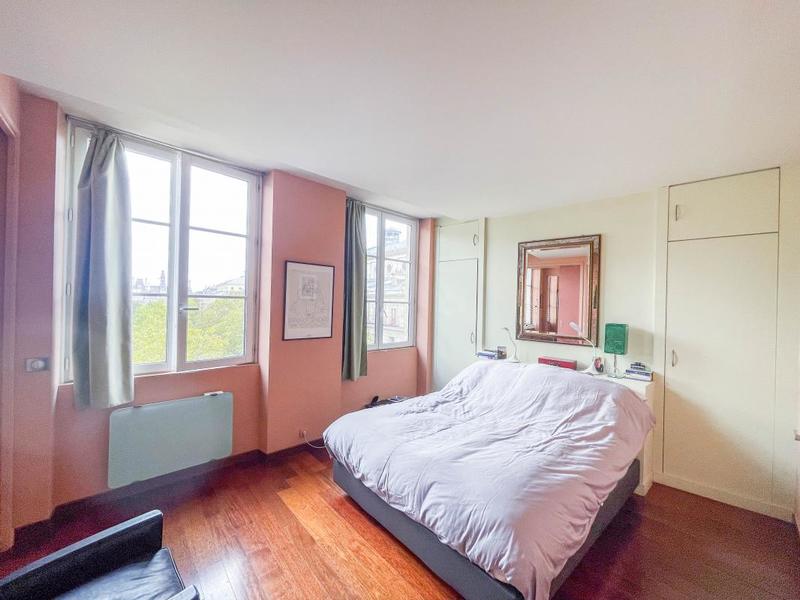 Appartement - 110 m² - 5 pièces