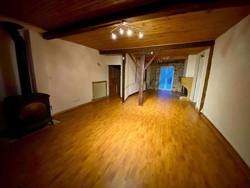 Maison de village - 112 m² - 5 pièces
