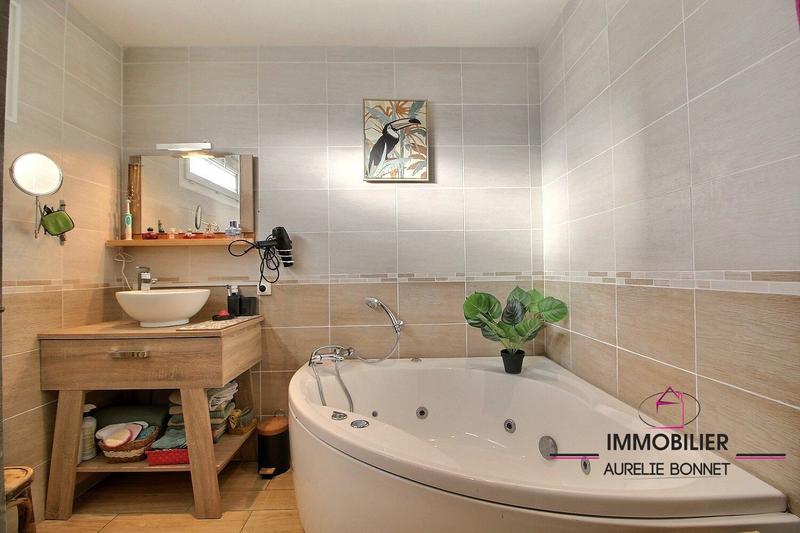 Maison - 126 m² - 5 pièces