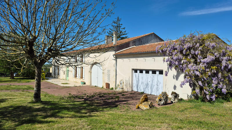 Maison - 176 m² - 5 pièces