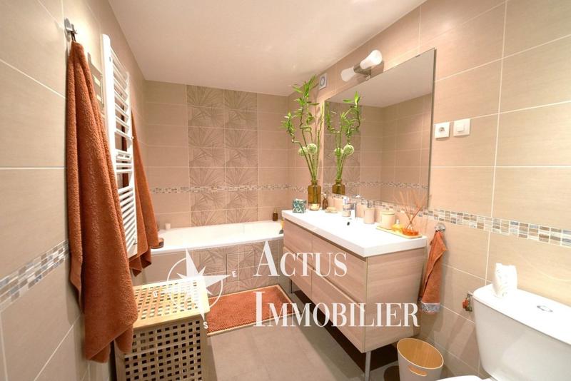 Appartement - 138 m² - 4 pièces