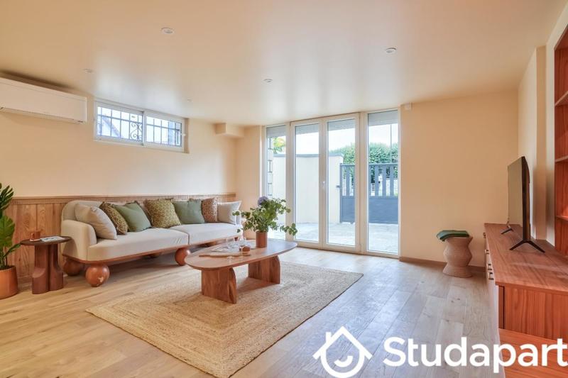 Chambre - 11 m² - 1 pièce