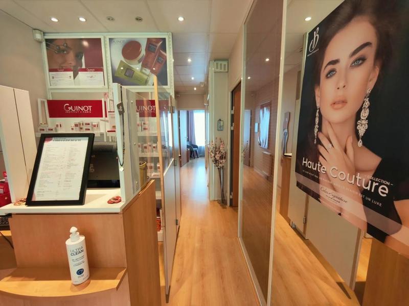 Beauté / Bien-être - 40 m² - 4 pièces