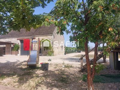 Maison - 153 m² - 6 pièces