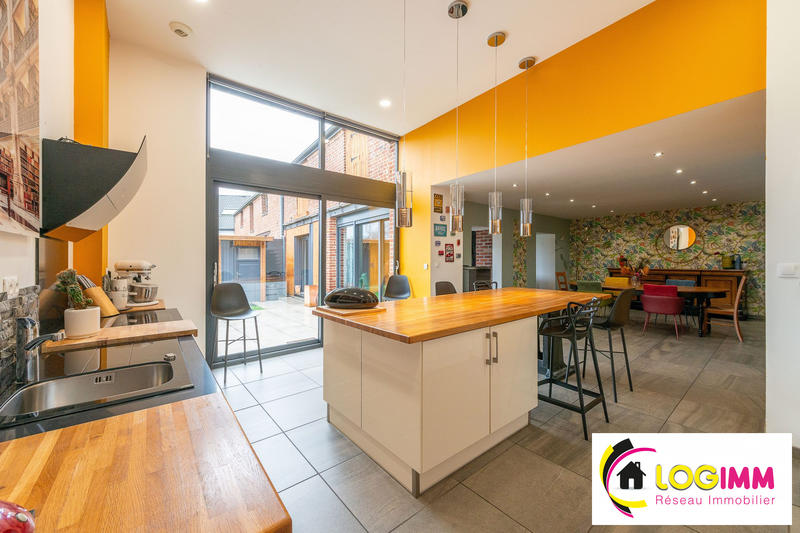 Maison - 165 m² - 7 pièces