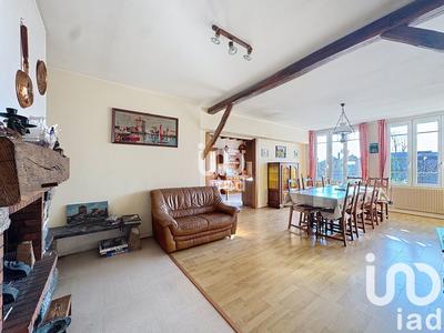 Maison - 163 m² - 7 pièces