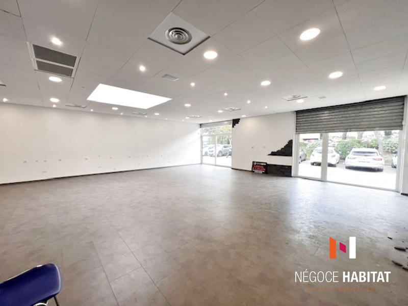 Local commercial - 140 m²