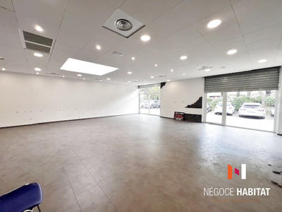 Local commercial - 140 m²