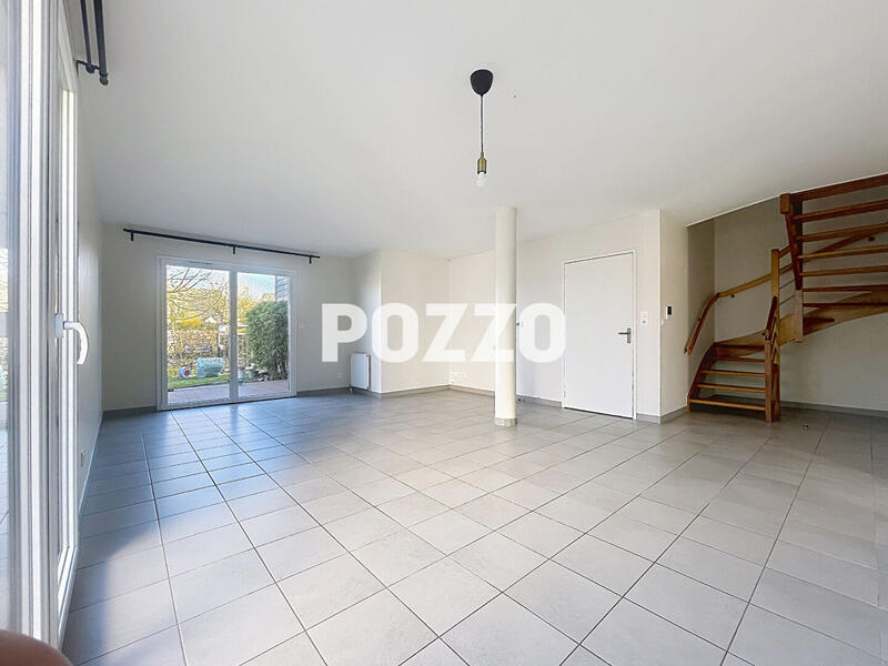 Maison - 107 m² - 6 pièces