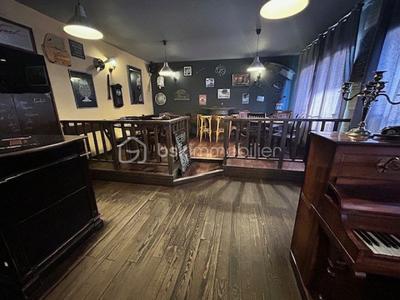 Immeuble - 220 m² - 7 pièces